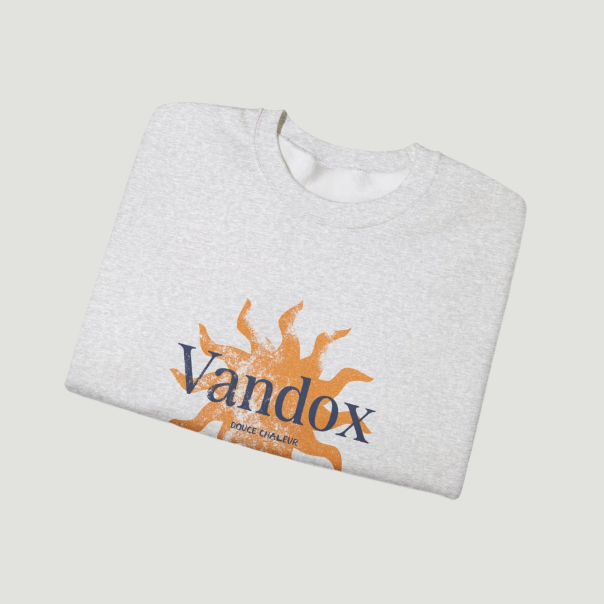 Ash Sport Grey Vandox Azure Heat Crewneck featuring a sunburst graphic and “Douce Chaleur” text, inspired by Mediterranean summer luxury. Starboy old money hoodie sweatshirt clothes vandox sacrevandox vandox clothes vandox clothing crewneck