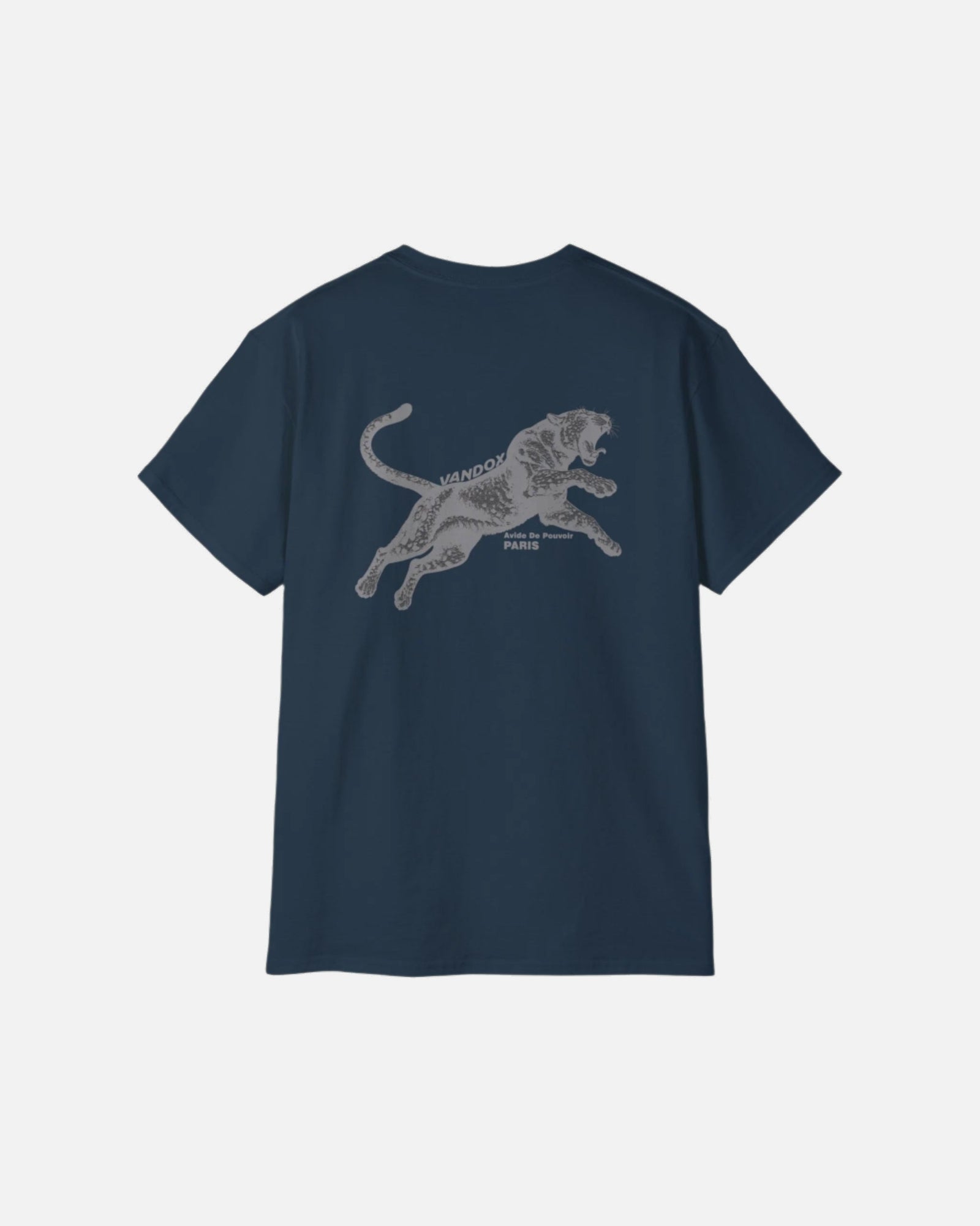 Back view of Dark Navy Blue Dusk Vandox Noir Pounce T-Shirt with leaping panther graphic and “Arène de Pouvoir – Paris” inscription. Starboy old money shirt tshirt clothes vandox sacrevandox vandox clothes vandox clothing