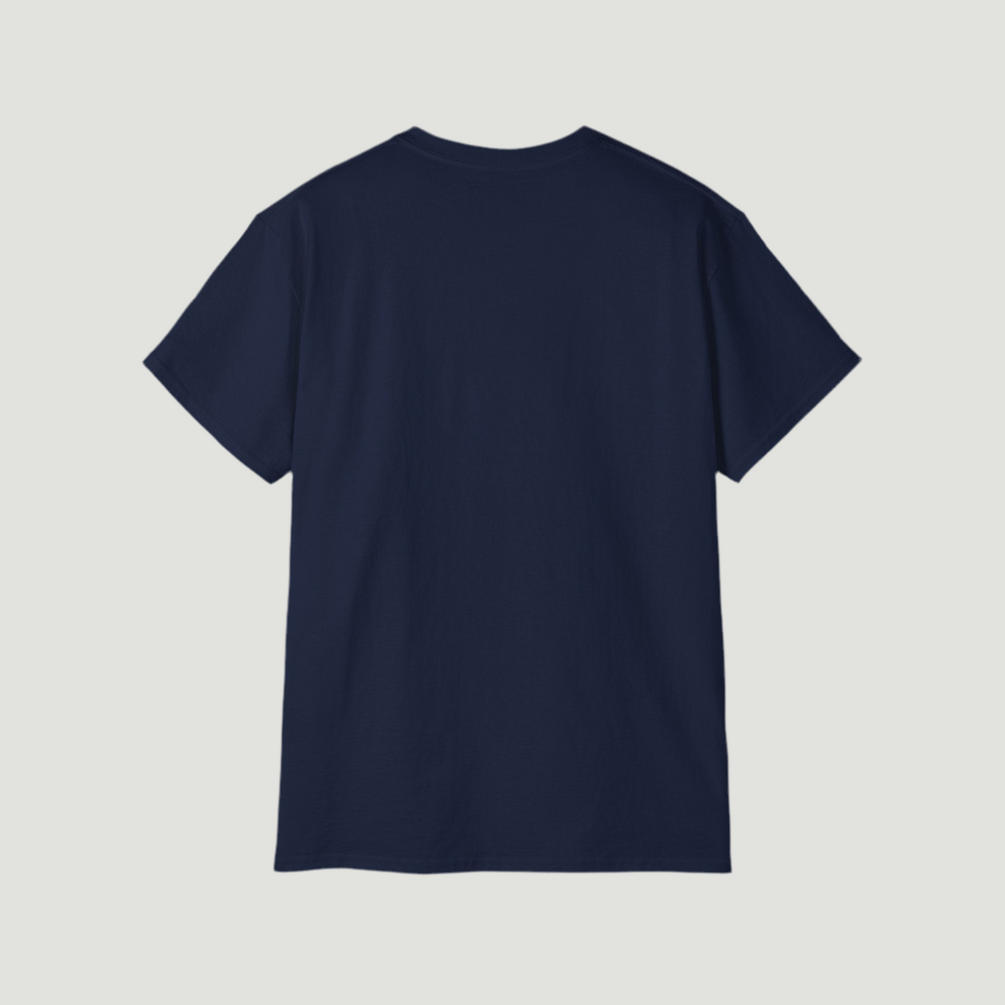 Back view of the deep dark blue navy Ski Society T-Shirt by Vandox with alpine ski goggle graphic and “Après Ski Club” text. Starboy old money shirt tshirt clothes vandox sacrevandox vandox clothes vandox clothing