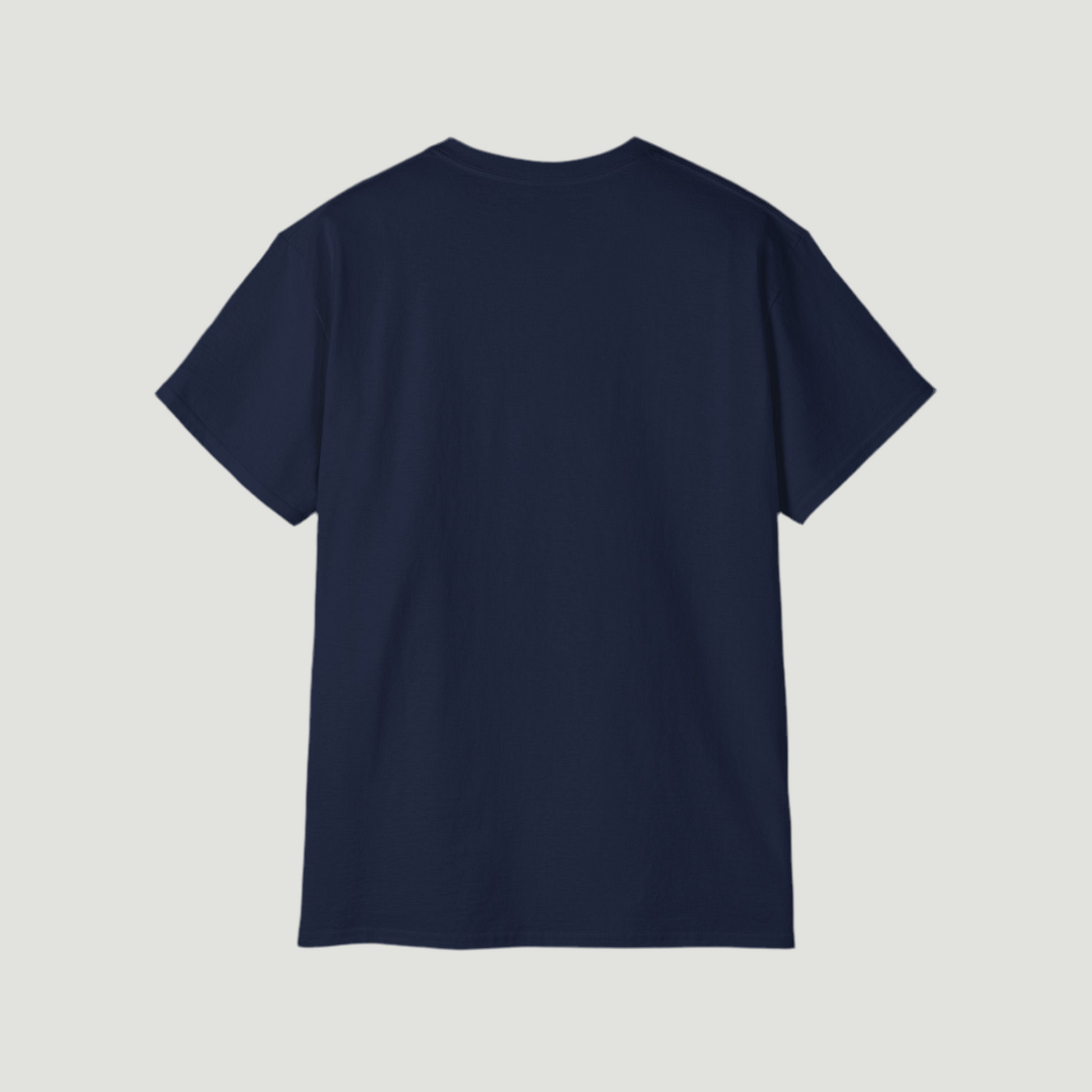 Back view of the deep dark blue navy Ski Society T-Shirt by Vandox with alpine ski goggle graphic and “Après Ski Club” text. Starboy old money shirt tshirt clothes vandox sacrevandox vandox clothes vandox clothing
